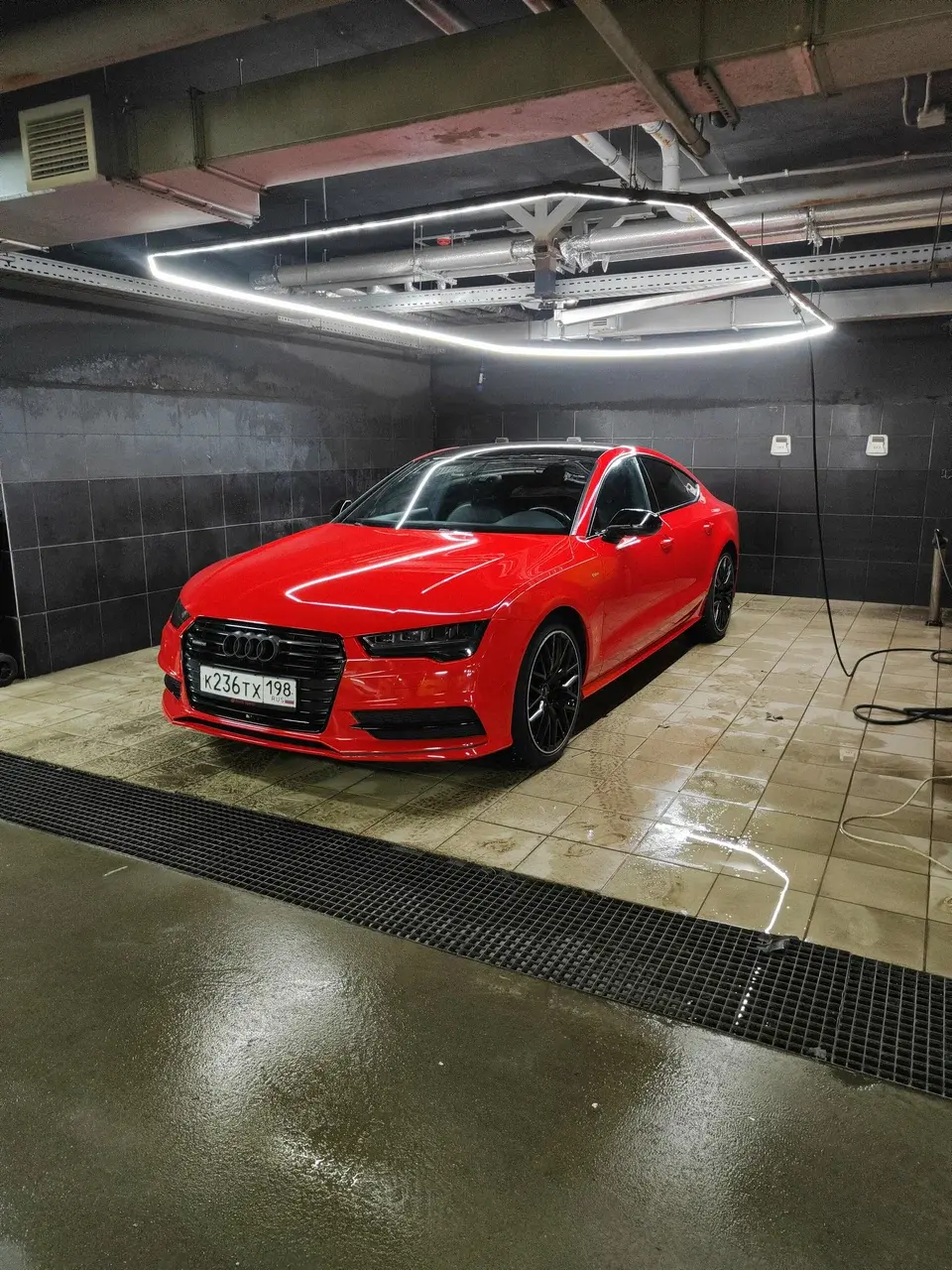 Автомойка 2х2 изнутри — внешний вид автомоечного комплекса